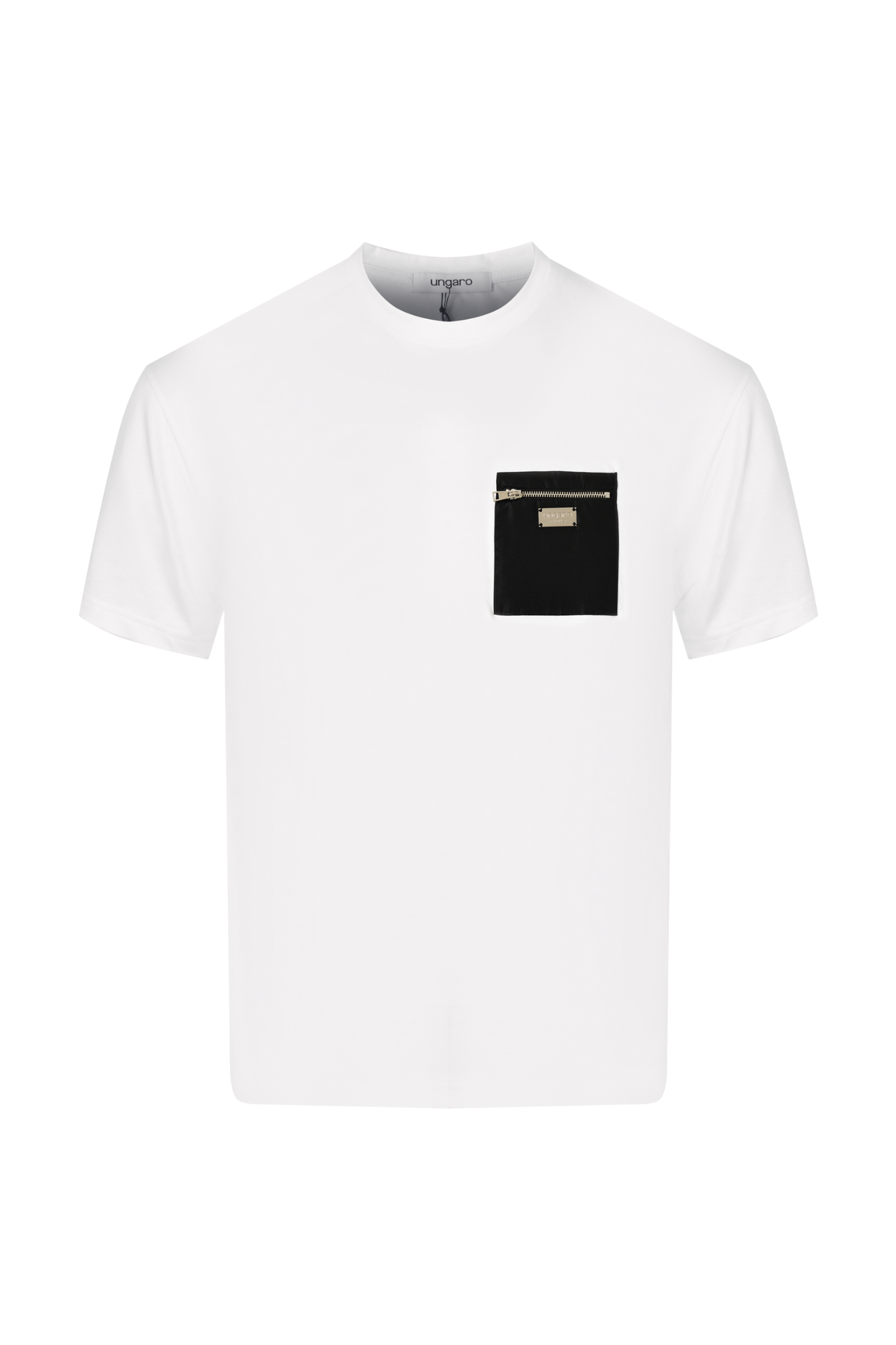 Ungaro biały T-shirt z kieszenią i metalową plakietką